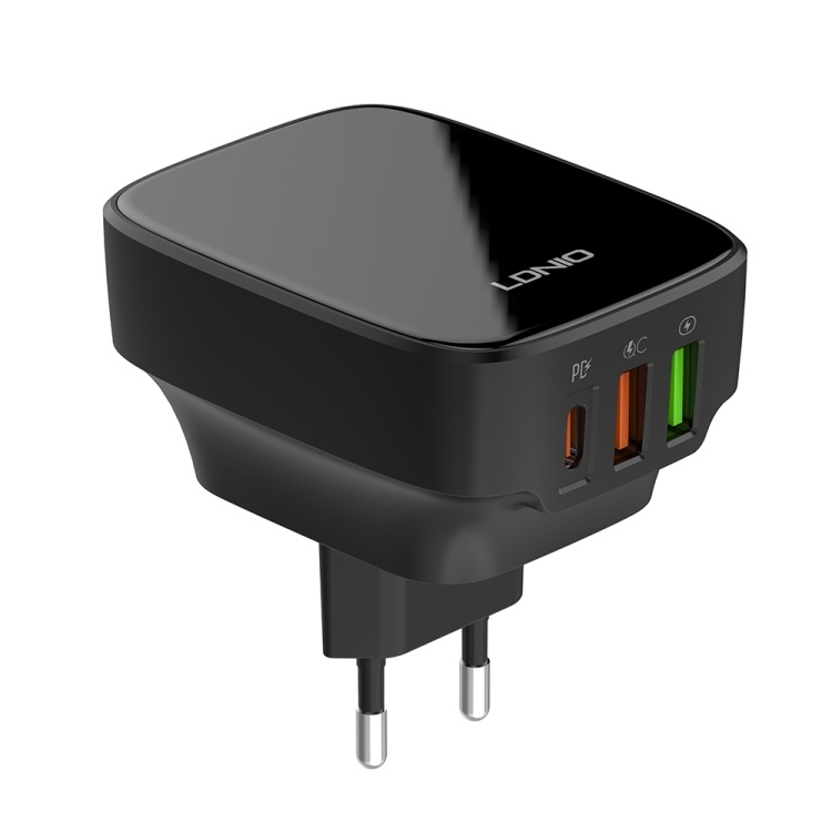 32W 3‑Port USB QC4.0 Super Fast Charger Q334 (Black)
