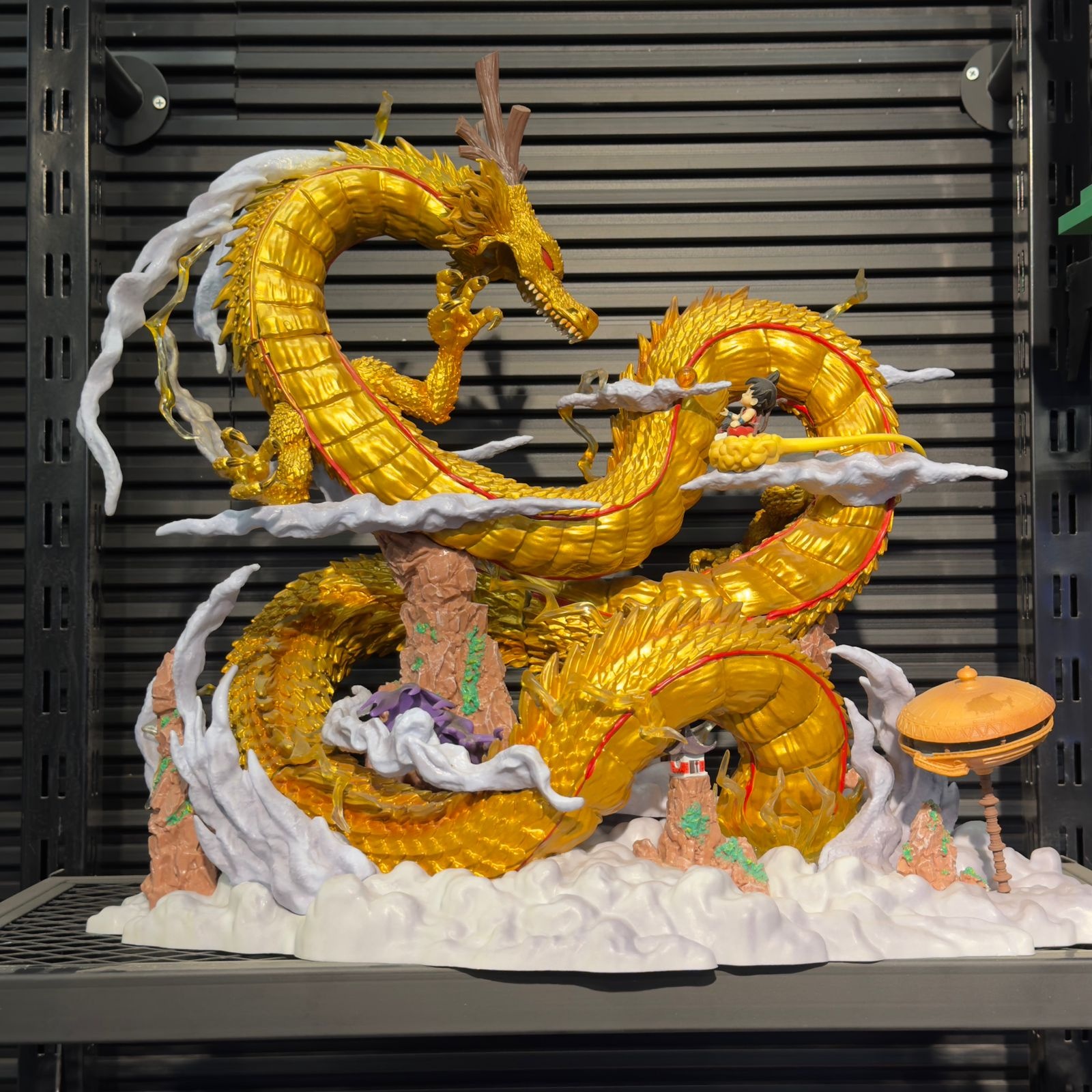 Dragon Ball Z Goku Fgure 45cm Gold 